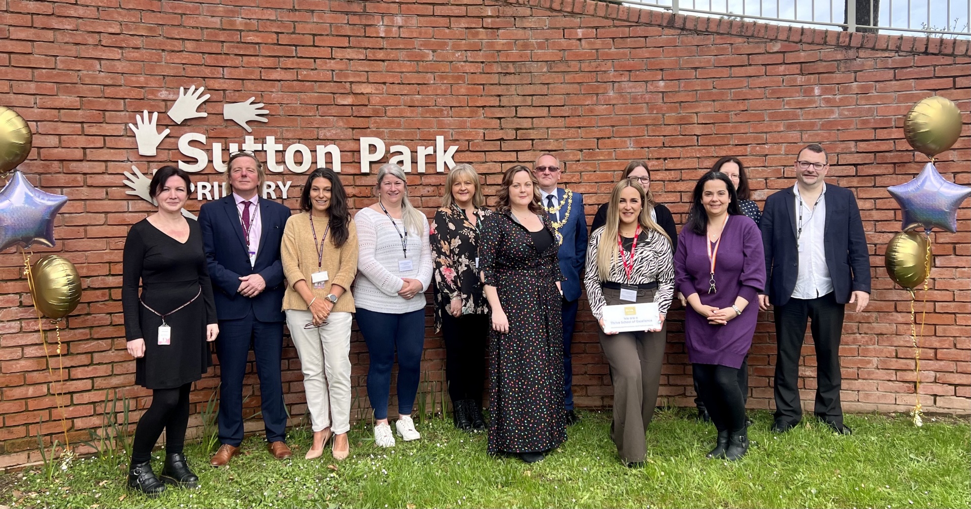 Sutton Park Primary School receiving their Thrive School of Excellence Award